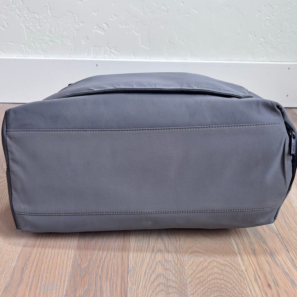 Away Everywhere Weekender Duffle Bag Luggage Gray Nylon Black Leather - Picture 6 of 15
